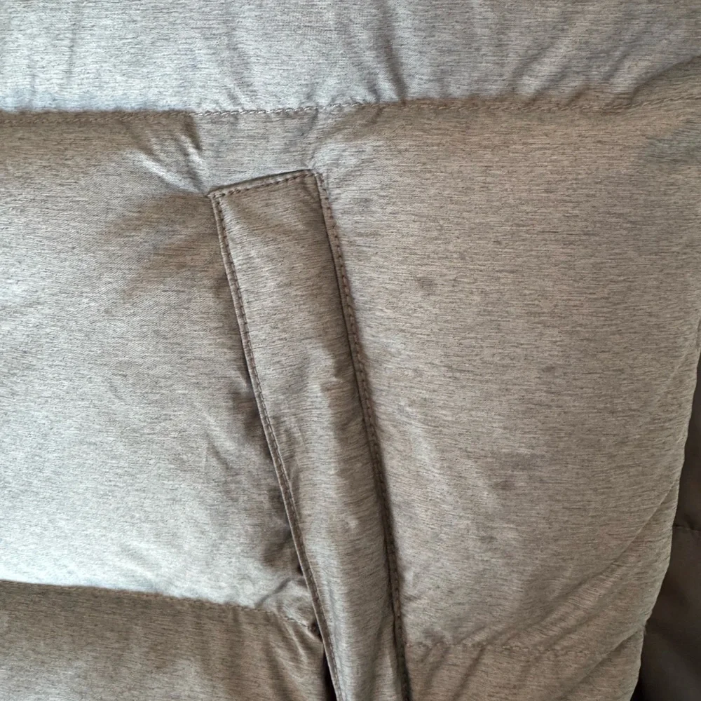 The North Face Men's Black and Gray Puffer Jacket - Picture 4 of 4